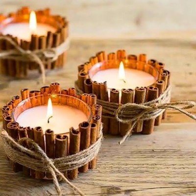 شمع با تزیین دارچین طبیعی